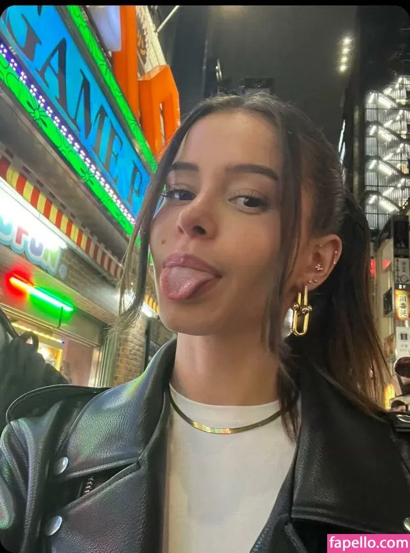 Itzel25_ Onlyfans Photo Gallery 