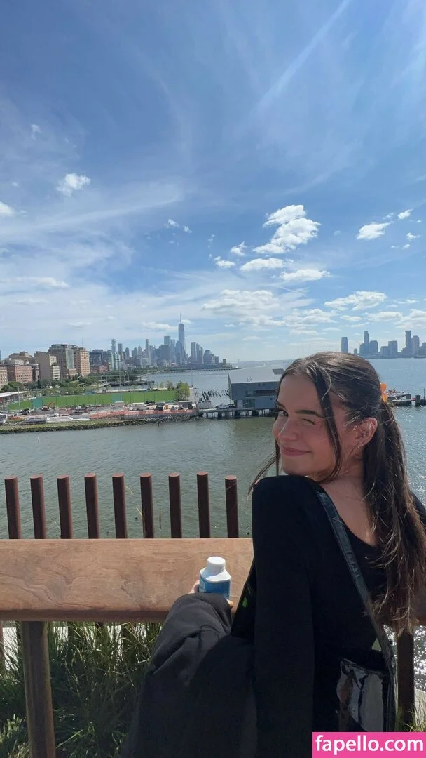 Itzel25_ Onlyfans Photo Gallery 