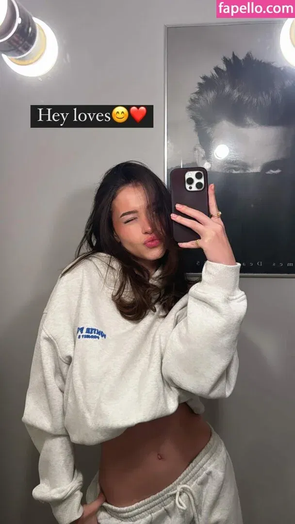 Itzel25_ Onlyfans Photo Gallery 