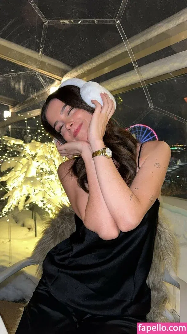 Itzel25_ Onlyfans Photo Gallery 