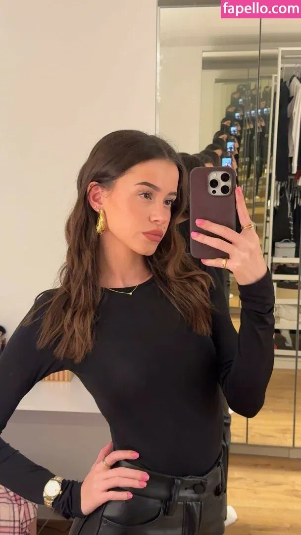 Itzel25_ Onlyfans Photo Gallery 