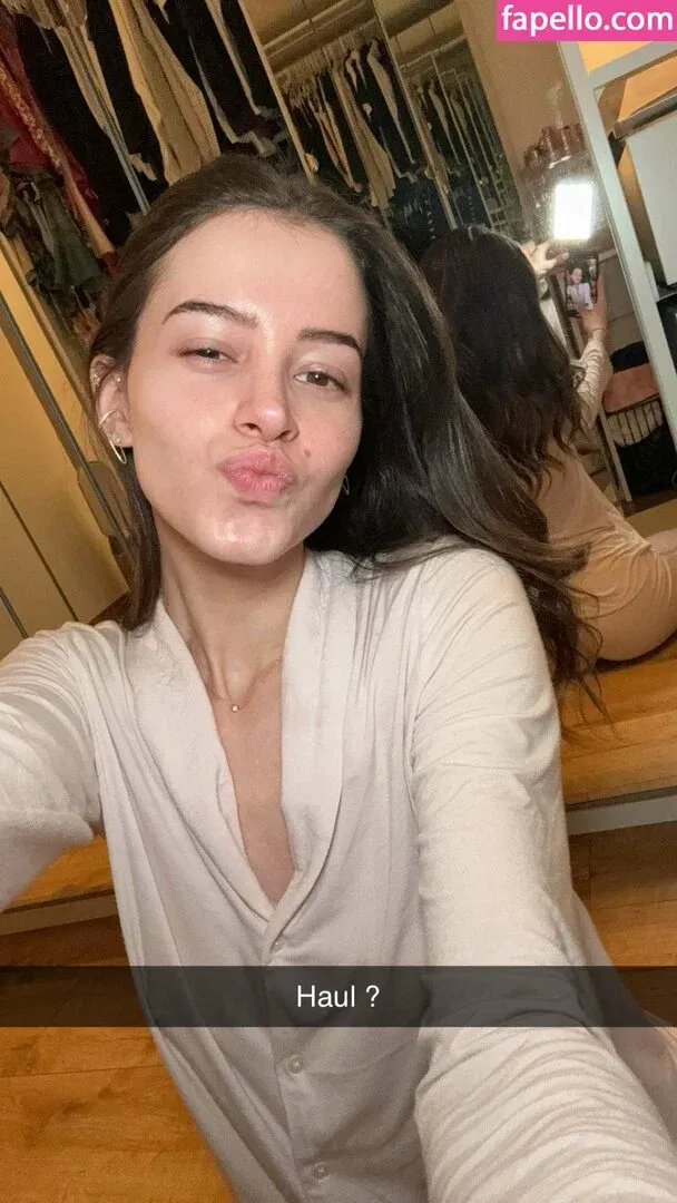 Itzel25_ Onlyfans Photo Gallery 