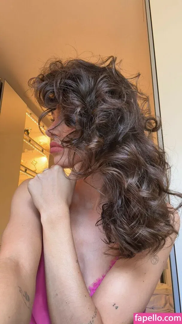 Itzel25_ Onlyfans Photo Gallery 