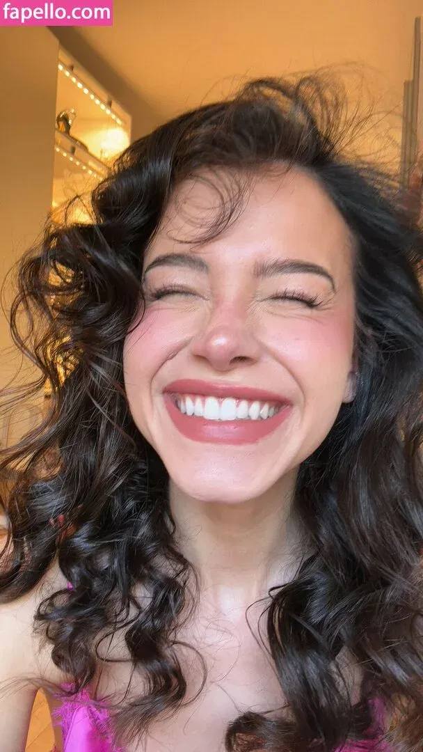 Itzel25_ Onlyfans Photo Gallery 