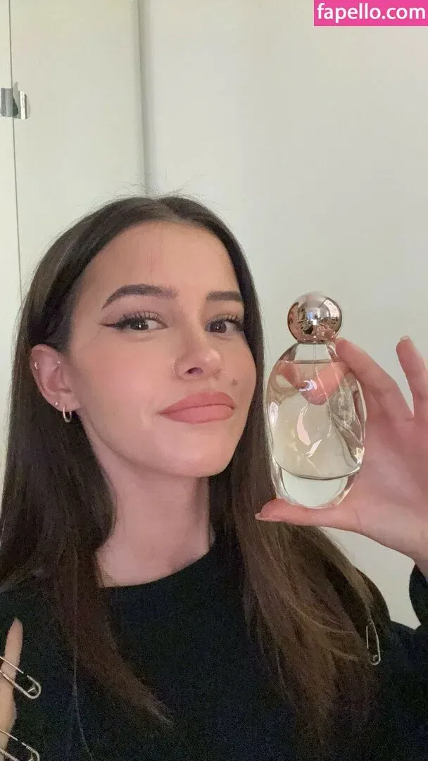 Itzel25_ Onlyfans Photo Gallery 