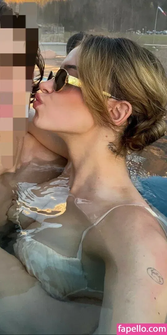 Itzel25_ Onlyfans Photo Gallery 