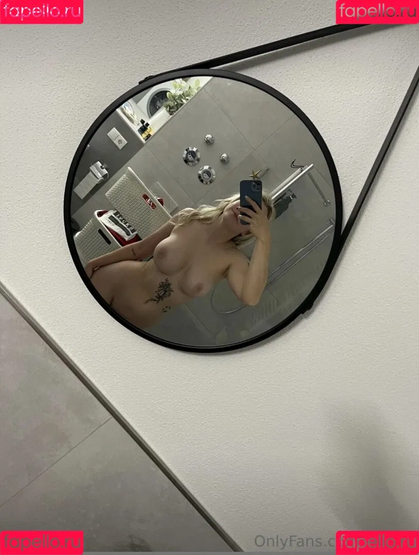Feliz R. Nicole Onlyfans Photo Gallery 