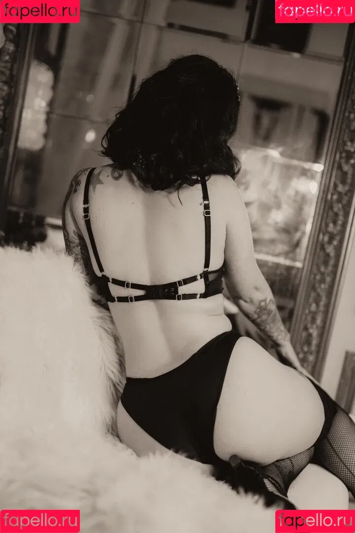 WatchGirlsPlay Onlyfans Photo Gallery 