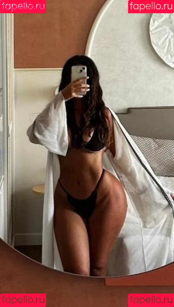 Lya Aylin Onlyfans Photo Gallery 