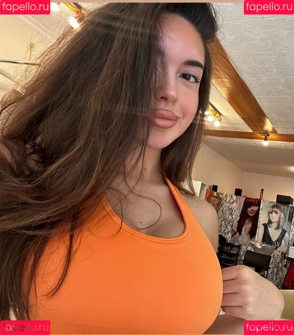 Lya Aylin Onlyfans Photo Gallery 