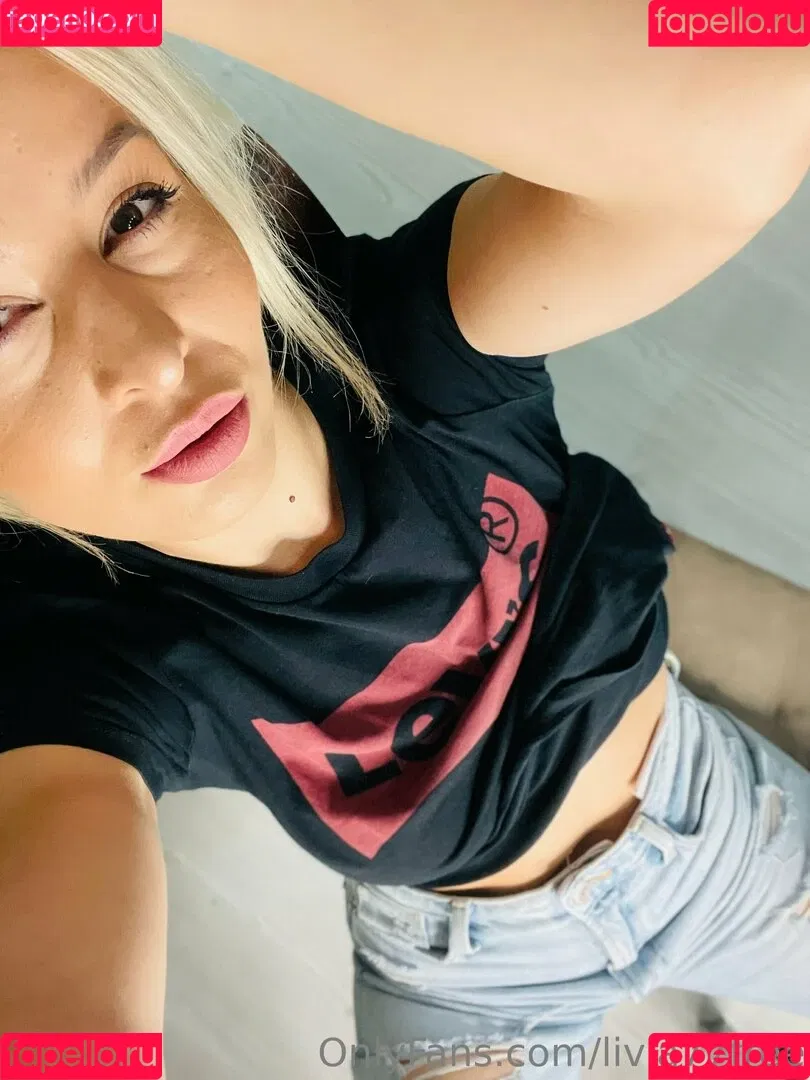 livia77free Onlyfans Photo Gallery 