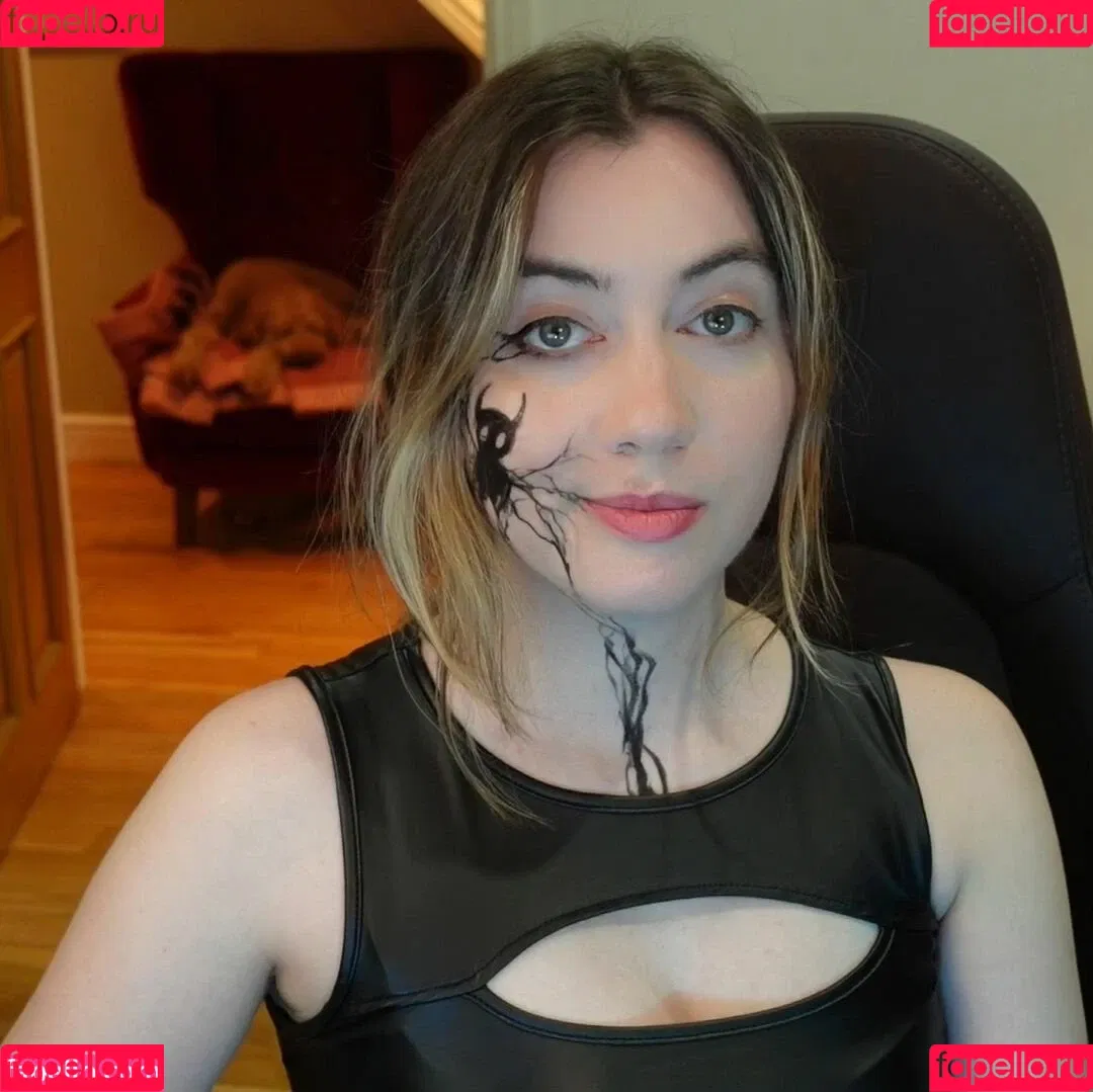 React GirlsYT Onlyfans Photo Gallery 