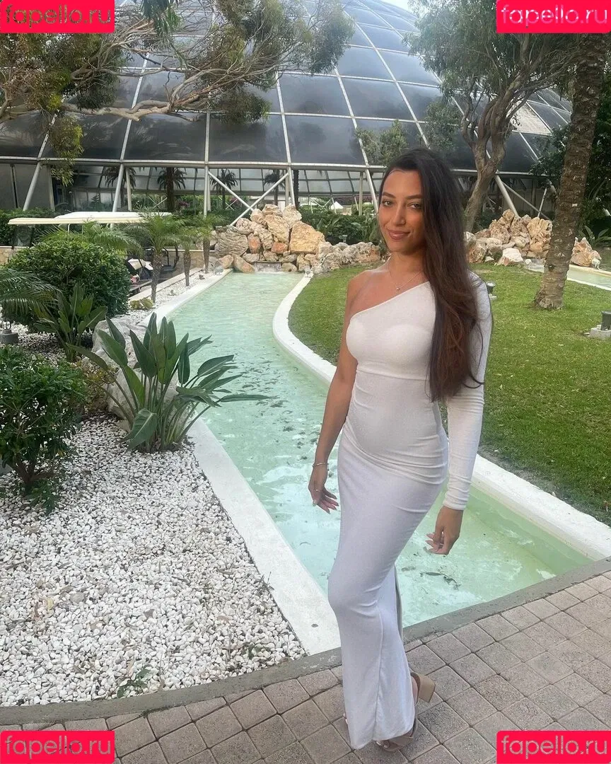 React GirlsYT Onlyfans Photo Gallery 