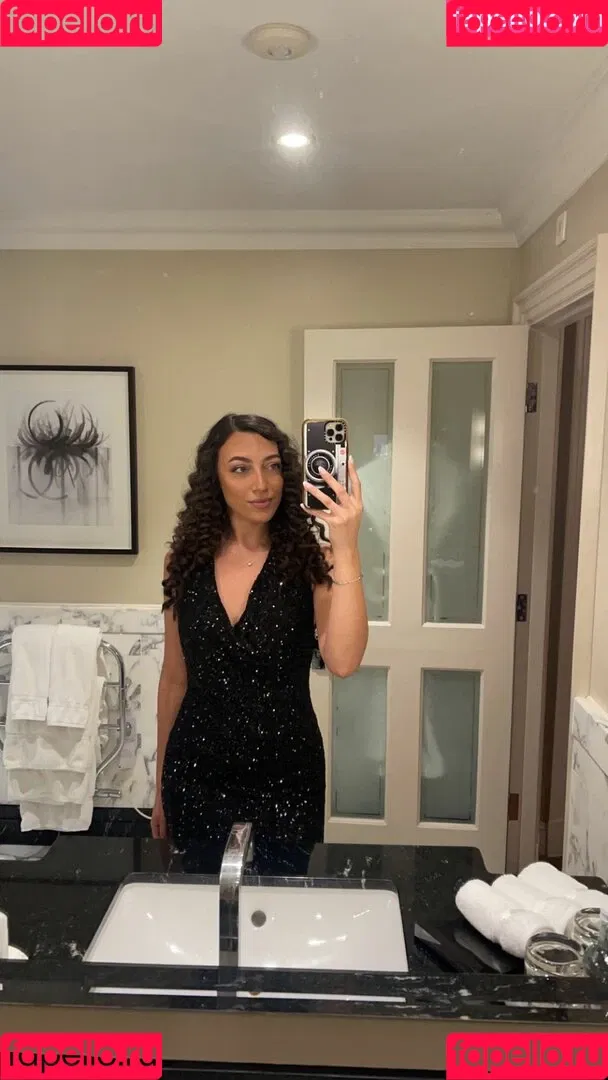 React GirlsYT Onlyfans Photo Gallery 
