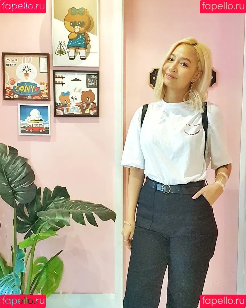 React GirlsYT Onlyfans Photo Gallery 