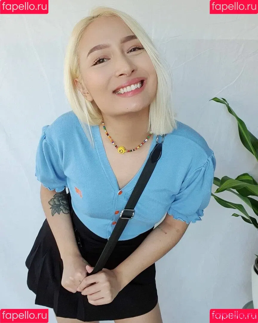 React GirlsYT Onlyfans Photo Gallery 
