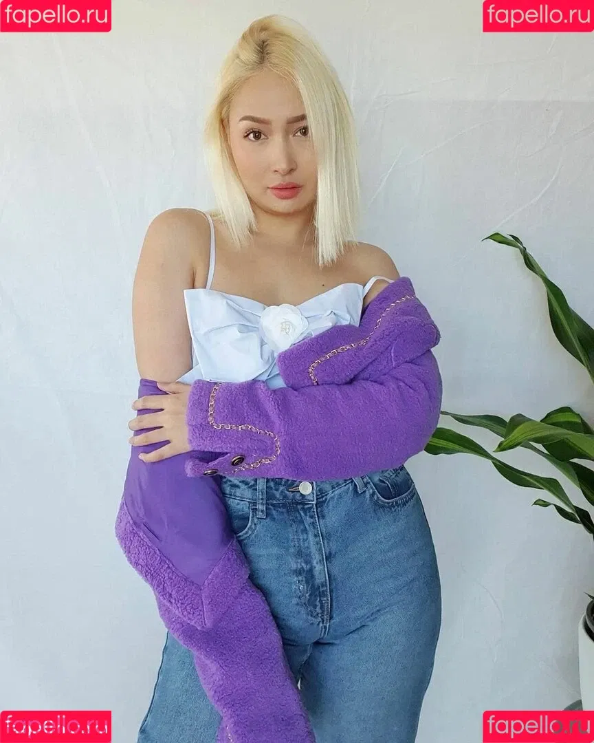 React GirlsYT Onlyfans Photo Gallery 