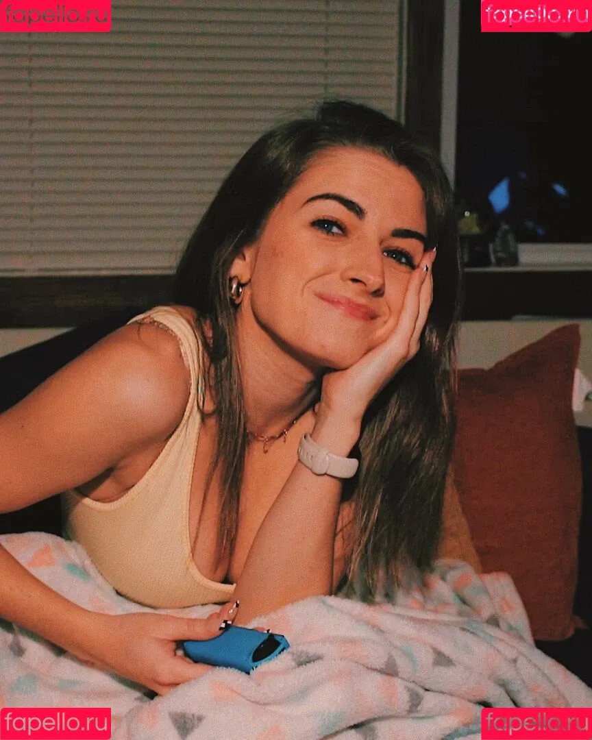 React GirlsYT Onlyfans Photo Gallery 