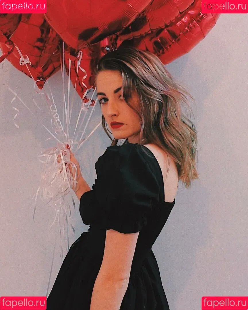 React GirlsYT Onlyfans Photo Gallery 