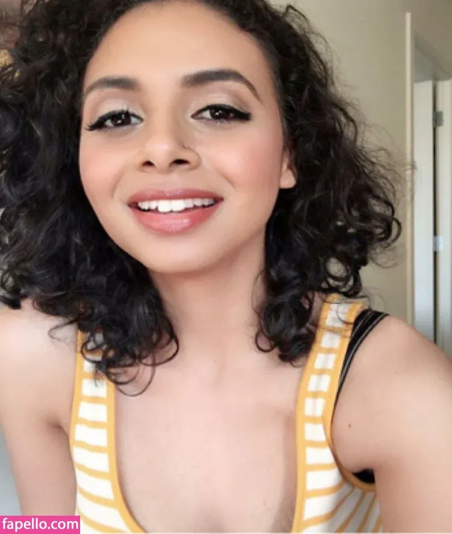 React GirlsYT Onlyfans Photo Gallery 