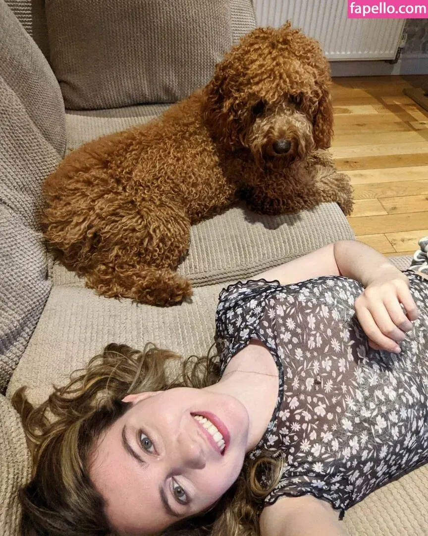 React GirlsYT Onlyfans Photo Gallery 