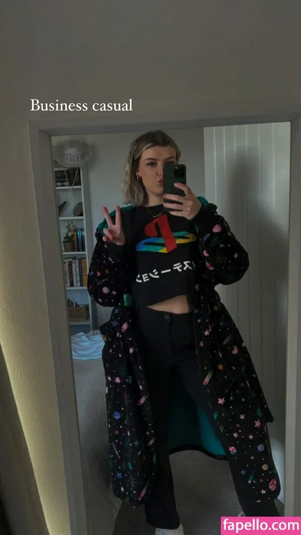 React GirlsYT Onlyfans Photo Gallery 