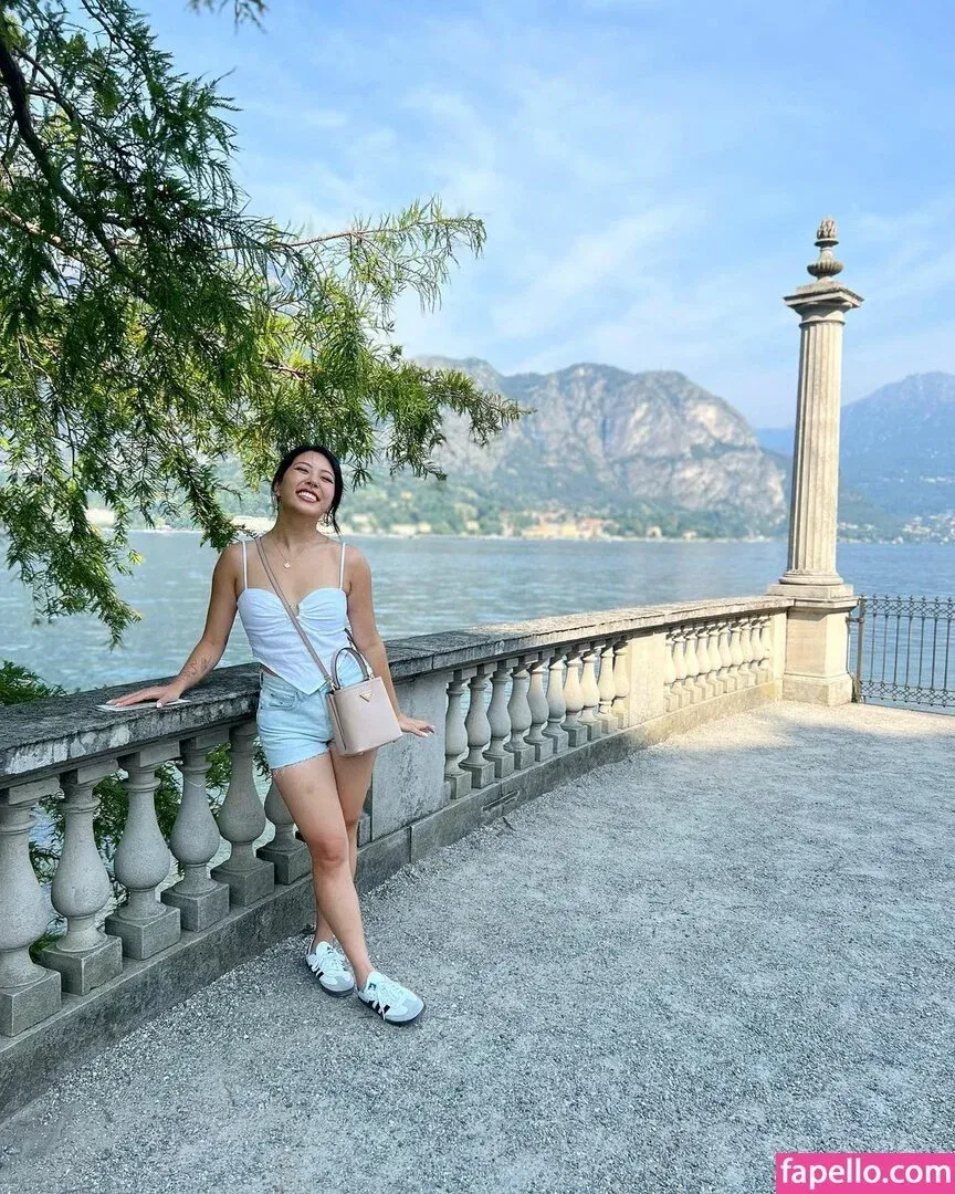 React GirlsYT Onlyfans Photo Gallery 