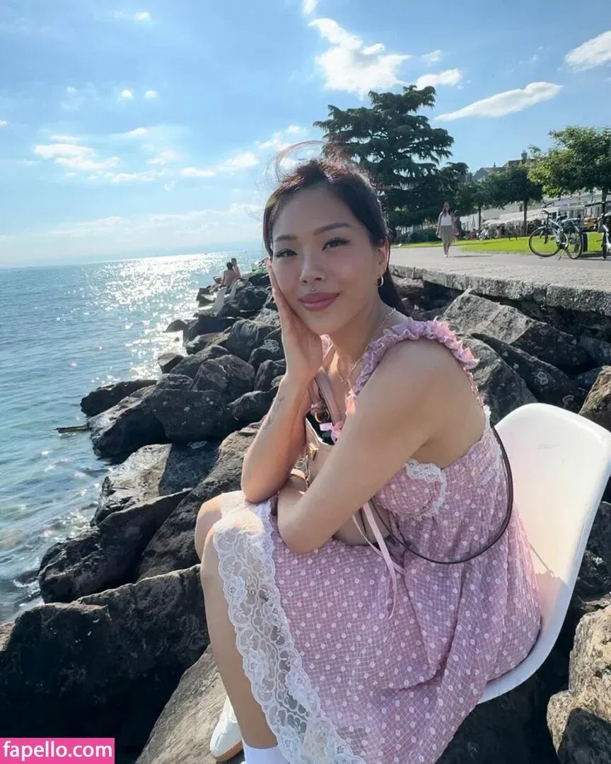 React GirlsYT Onlyfans Photo Gallery 