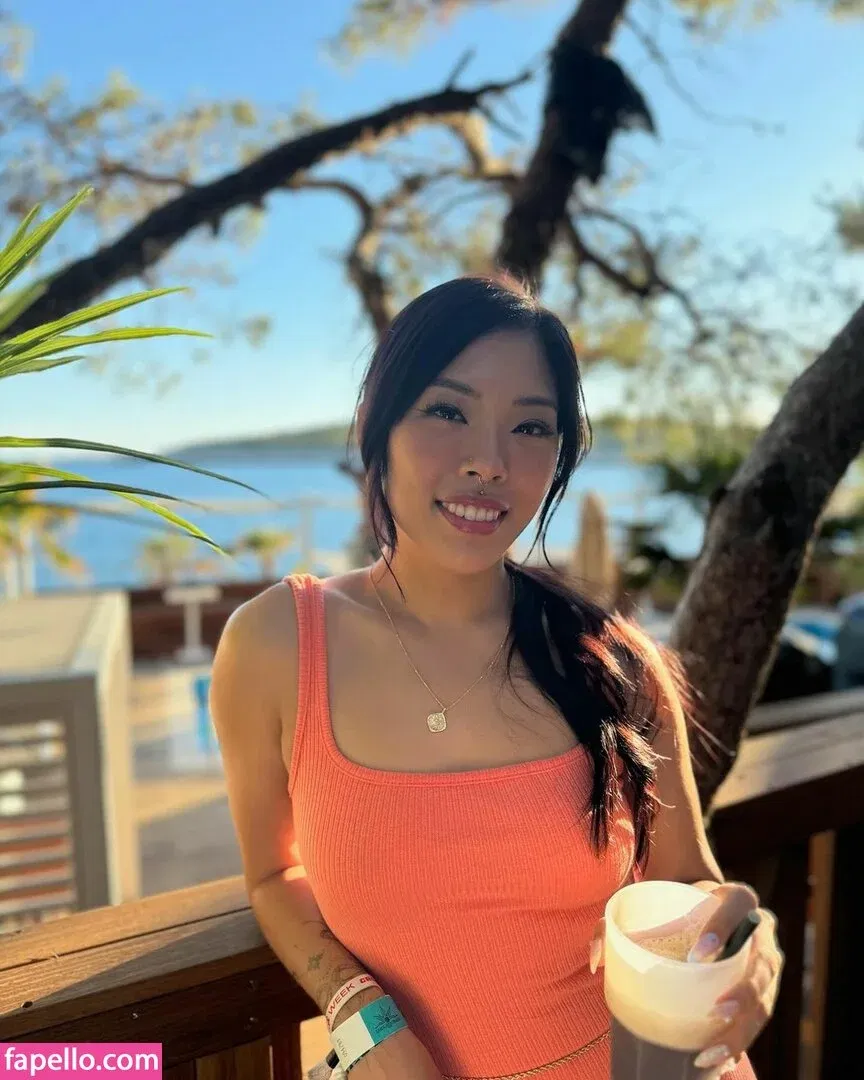 React GirlsYT Onlyfans Photo Gallery 