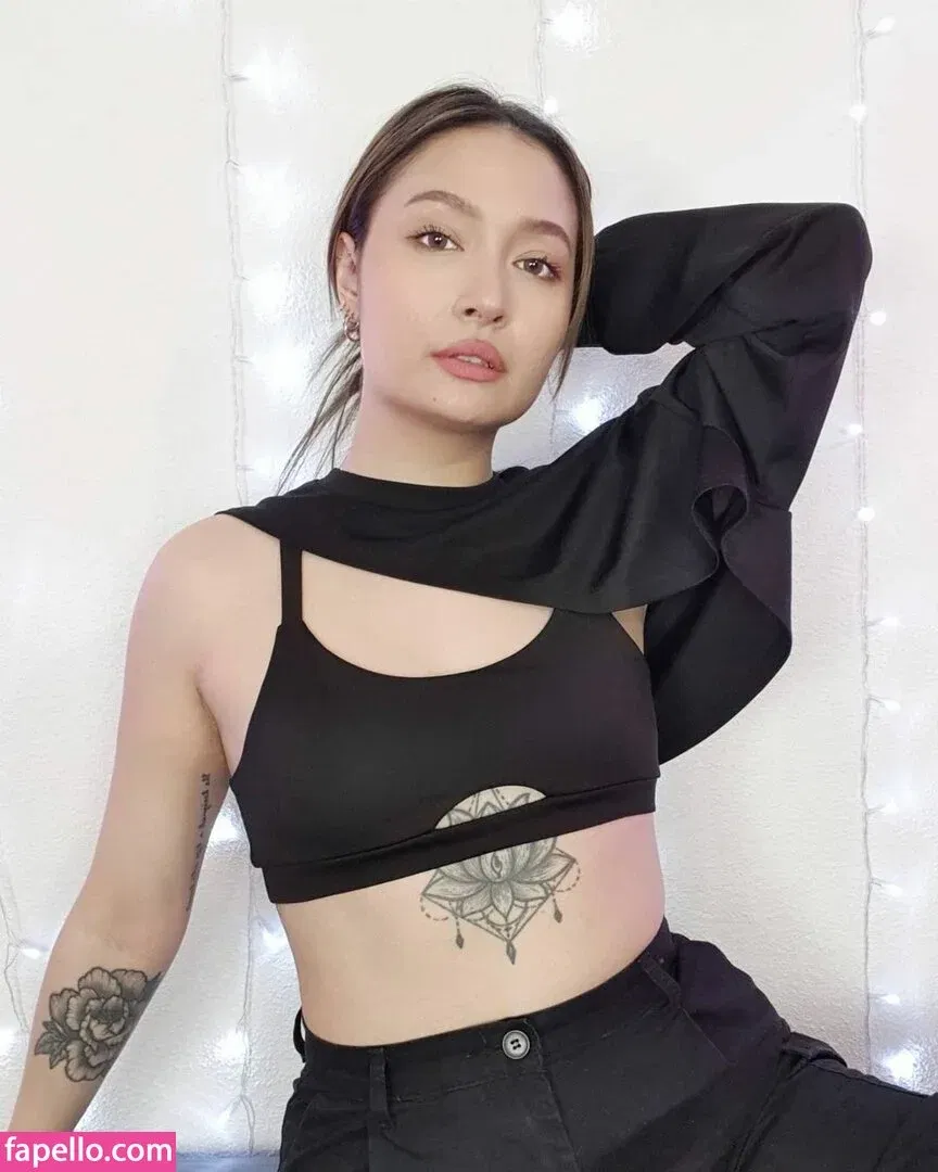 React GirlsYT Onlyfans Photo Gallery 