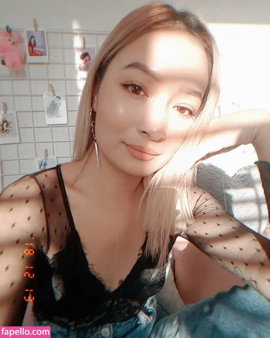 React GirlsYT Onlyfans Photo Gallery 