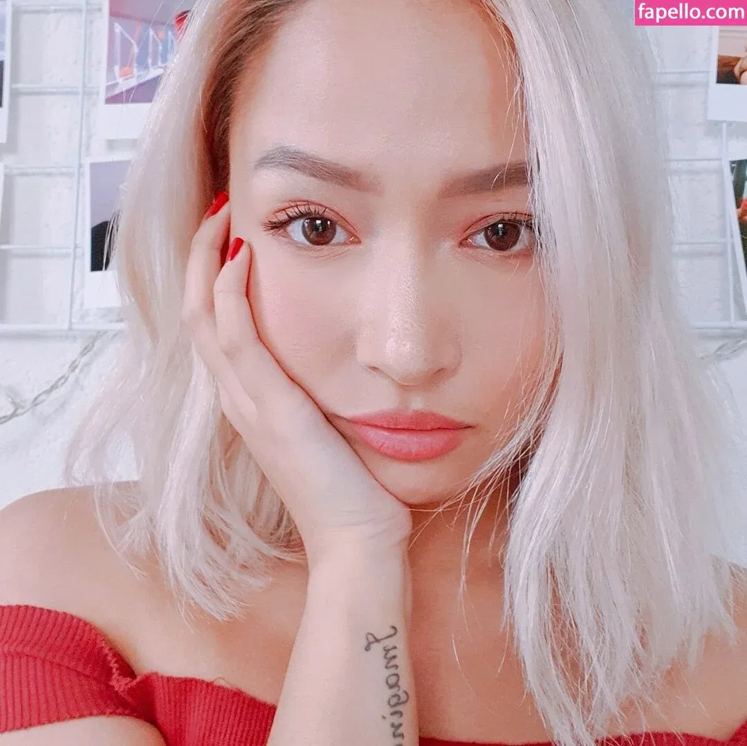 React GirlsYT Onlyfans Photo Gallery 