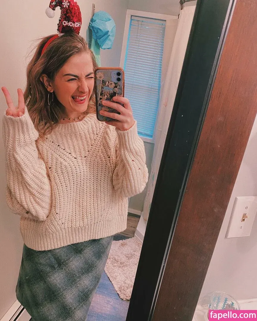 React GirlsYT Onlyfans Photo Gallery 