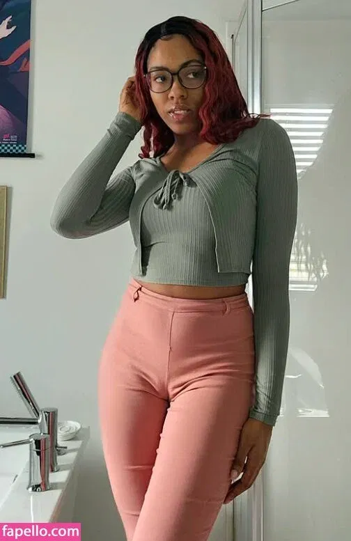 React GirlsYT Onlyfans Photo Gallery 