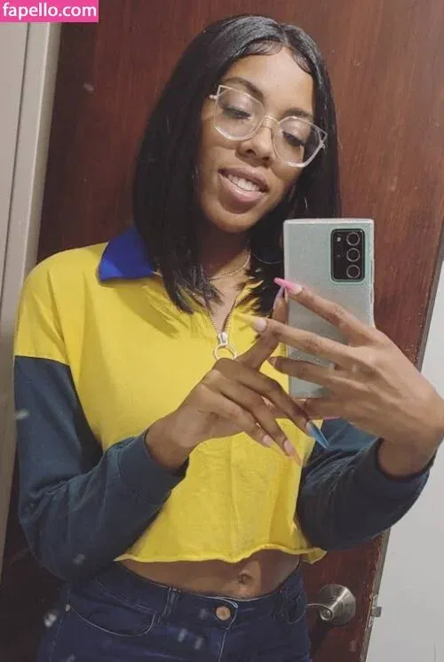 React GirlsYT Onlyfans Photo Gallery 