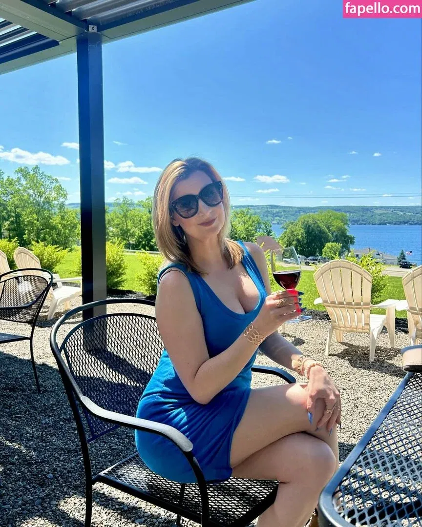 React GirlsYT Onlyfans Photo Gallery 