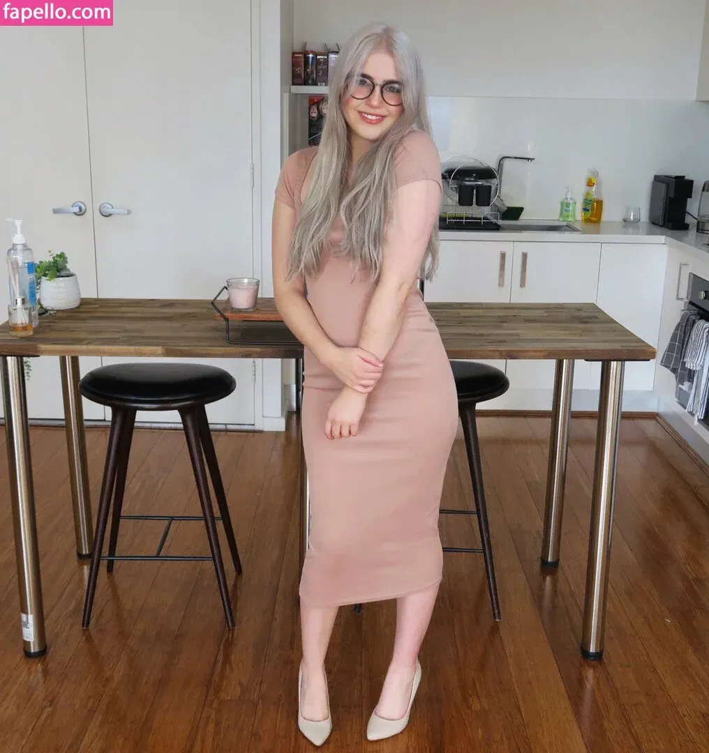 React GirlsYT Onlyfans Photo Gallery 