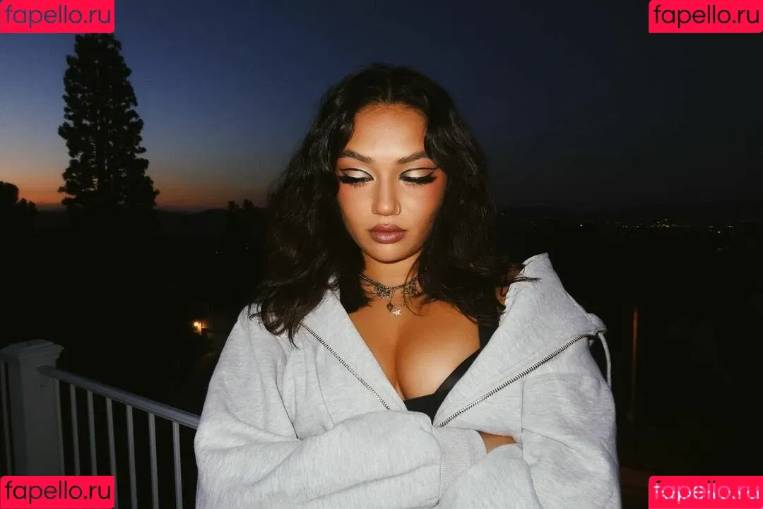 Avani Gregg Onlyfans Photo Gallery 