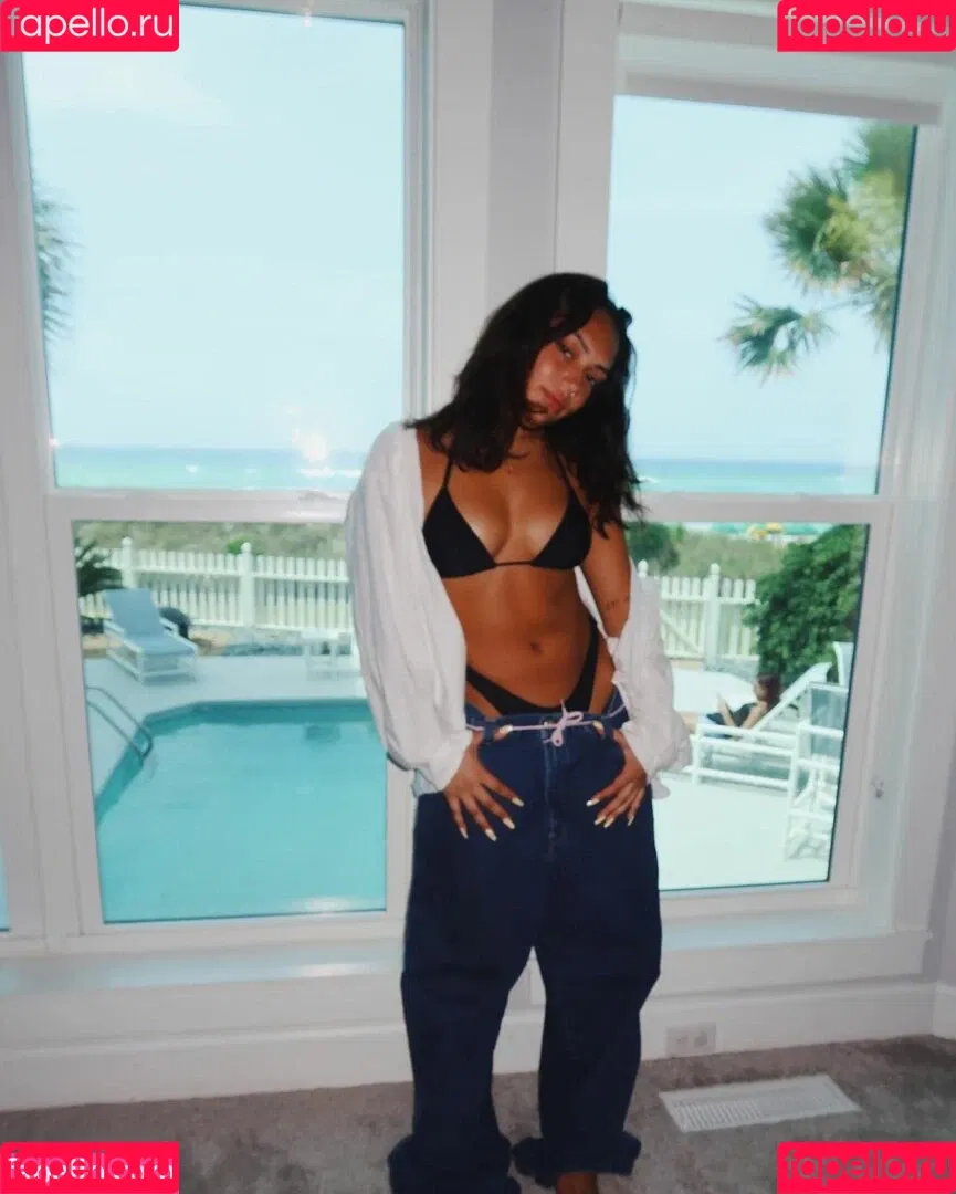 Avani Gregg Onlyfans Photo Gallery 