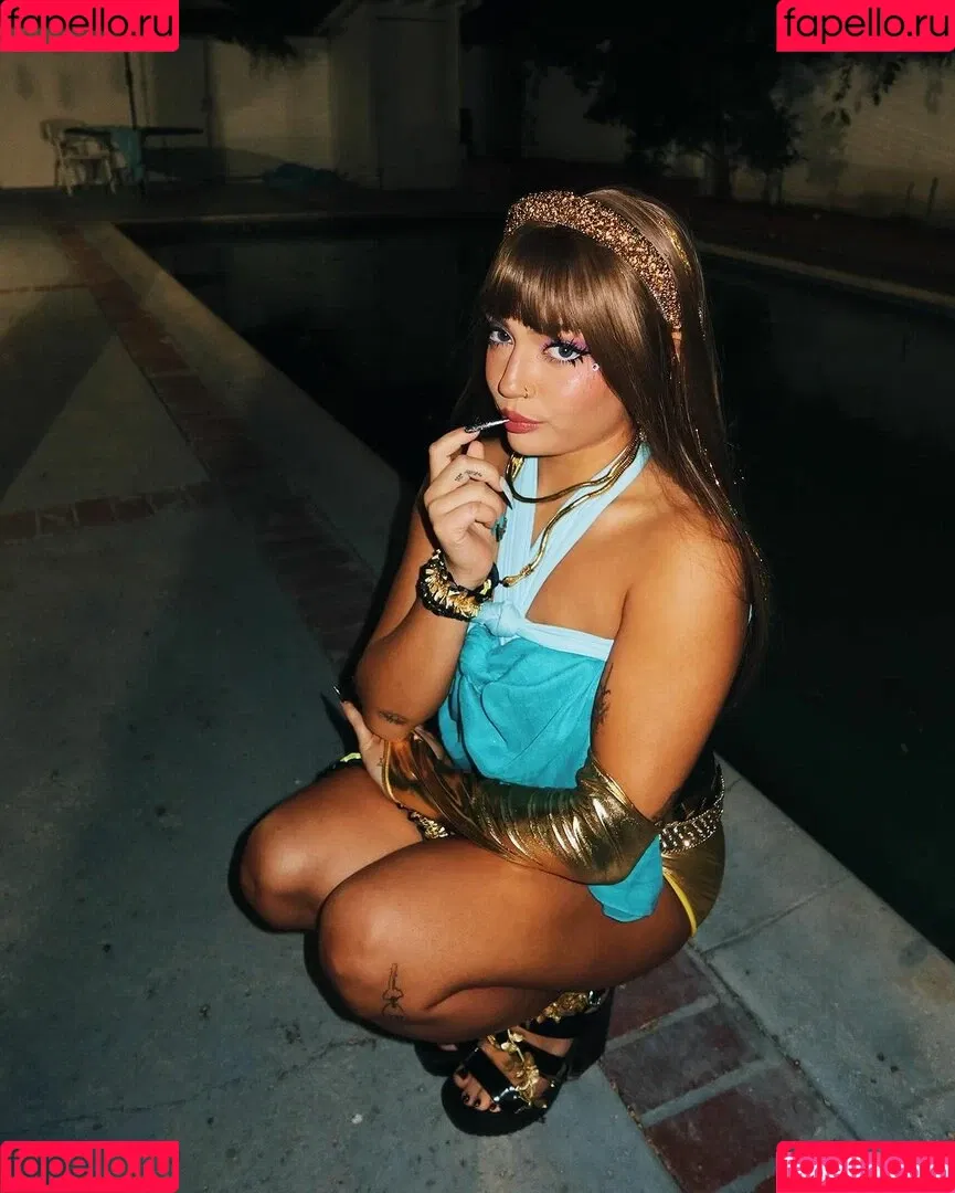 Avani Gregg Onlyfans Photo Gallery 