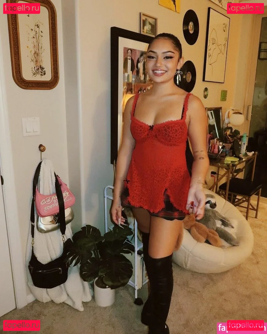 Avani Gregg Onlyfans Photo Gallery 