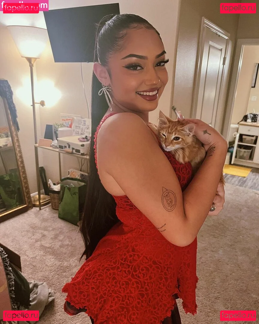 Avani Gregg Onlyfans Photo Gallery 