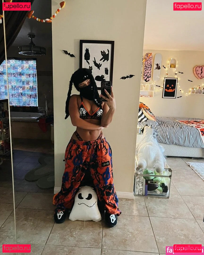 Avani Gregg Onlyfans Photo Gallery 