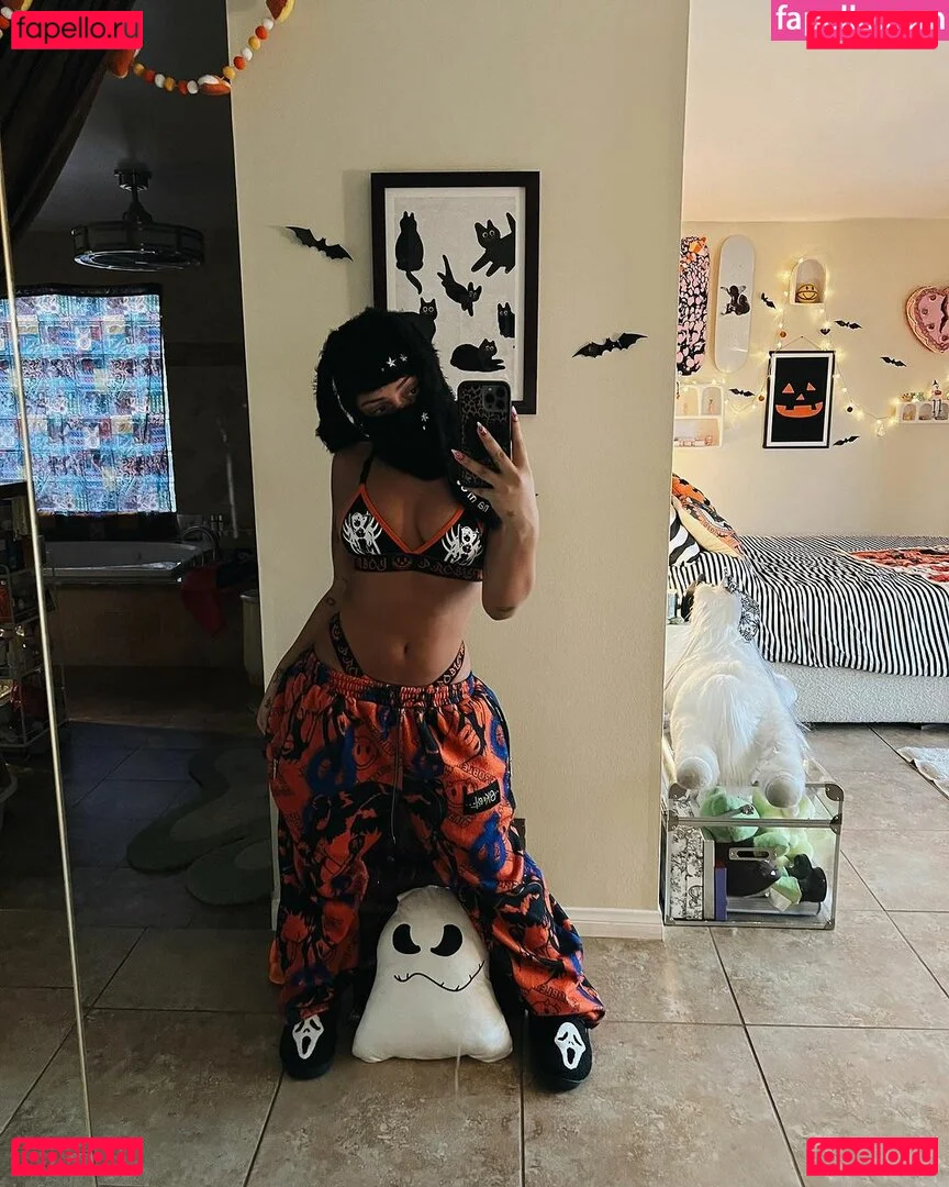 Avani Gregg Onlyfans Photo Gallery 