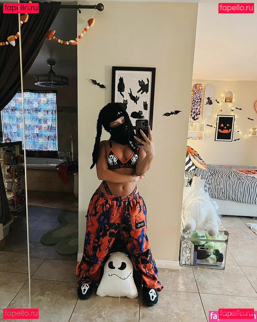 Avani Gregg Onlyfans Photo Gallery 