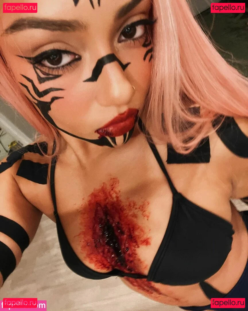 Avani Gregg Onlyfans Photo Gallery 