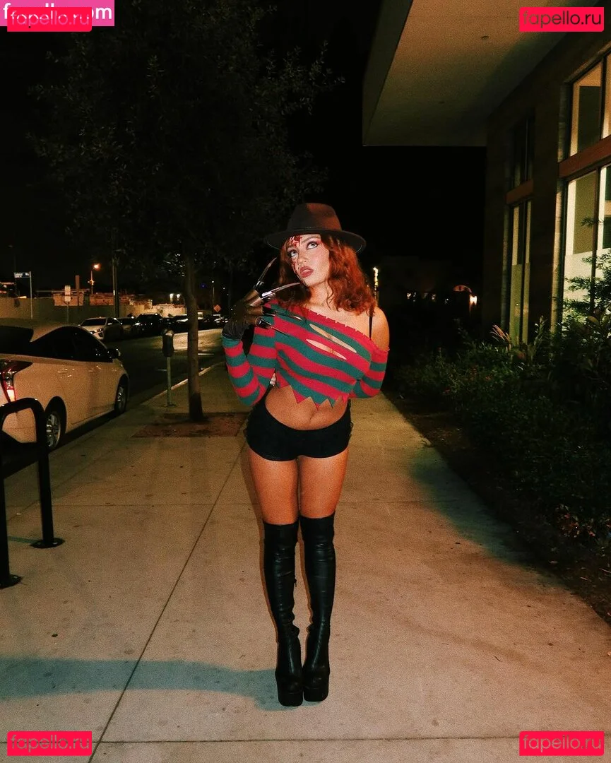 Avani Gregg Onlyfans Photo Gallery 