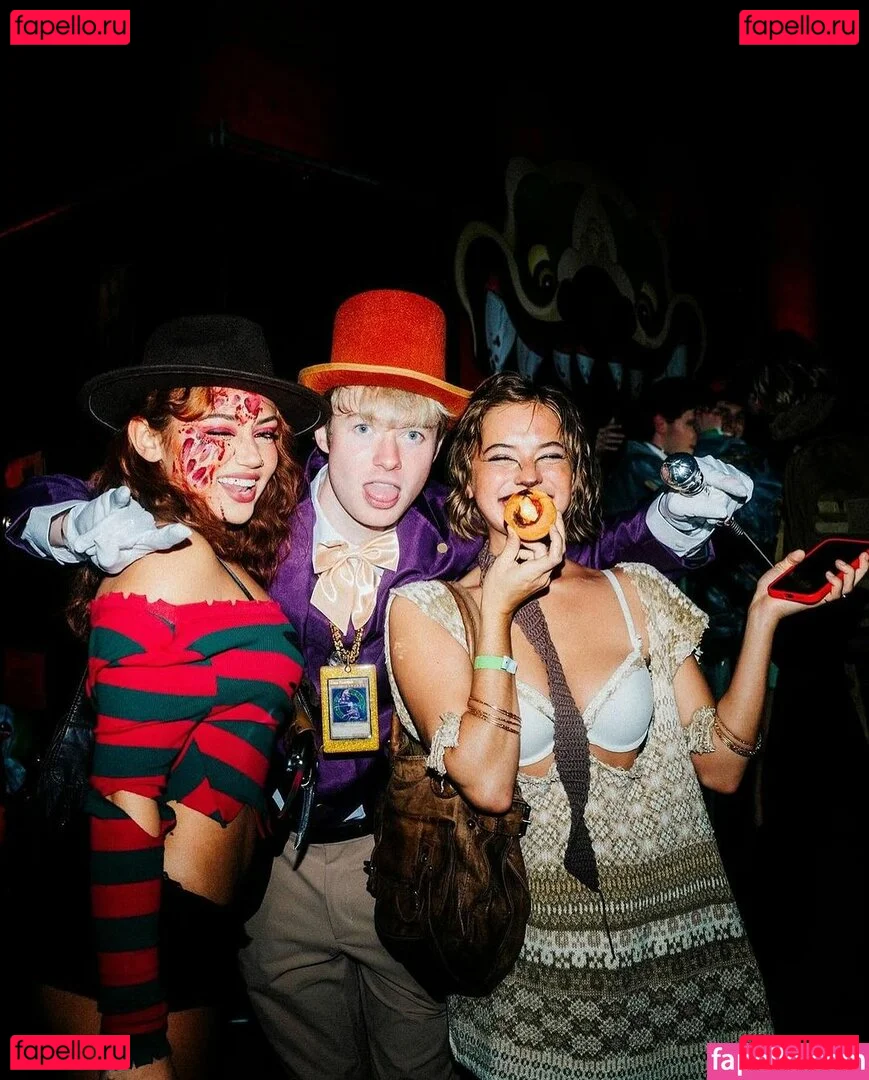 Avani Gregg Onlyfans Photo Gallery 