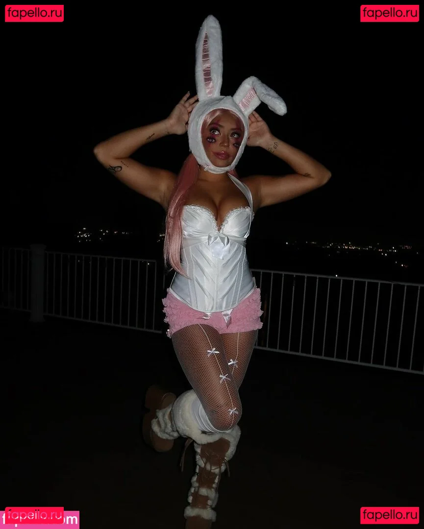 Avani Gregg Onlyfans Photo Gallery 