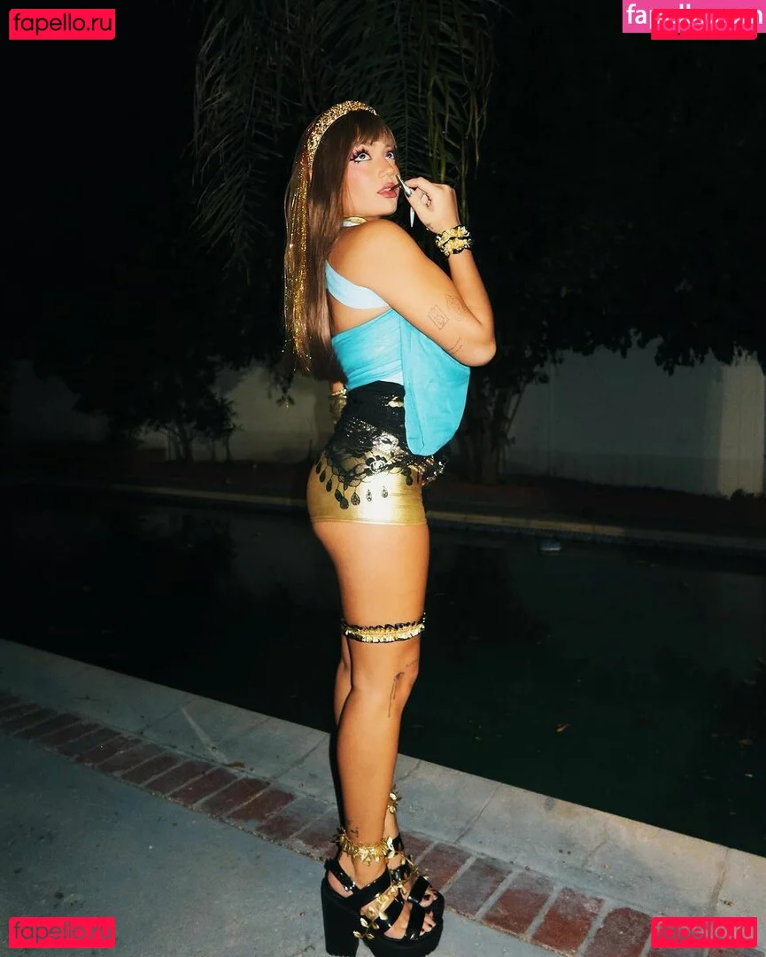 Avani Gregg Onlyfans Photo Gallery 